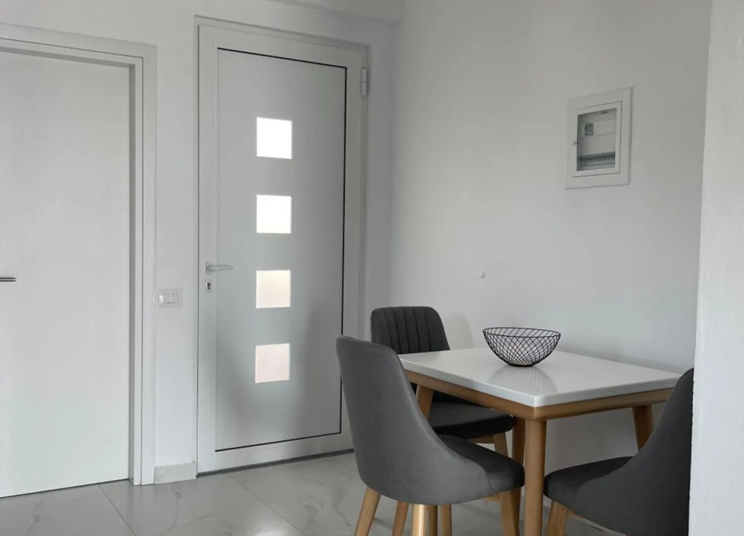 White House Dami Apartment Sarande